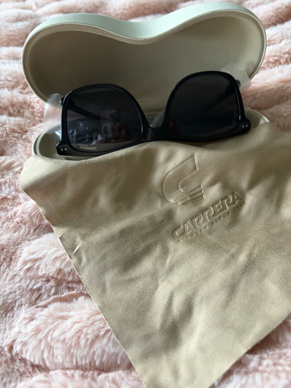 Carrera 2022T/S Black Oversized Sunglasses Full Set